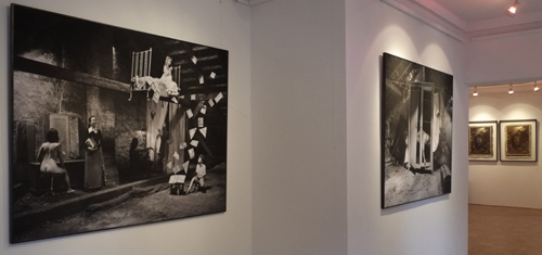 3 fragment ekspozycji, korytarz, widok na Gabinet