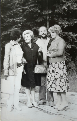 ostatnie-wspolne-zdjecie-od lewej Irka-mama Nina-ja-Mirka