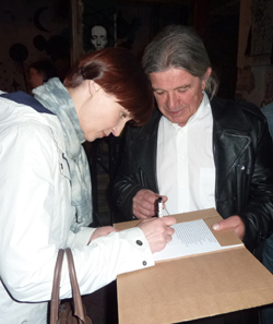 10 ULOTKA artysci podpisuja list a - Kopie