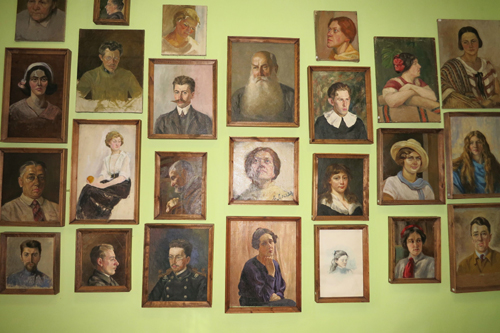 6_obrazy_Marii_Hrebnickiej_w_muzeum_w_Raju_w_prawym_gorn