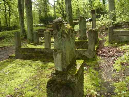 cmentarz-dziewczyna-zagadka (05)