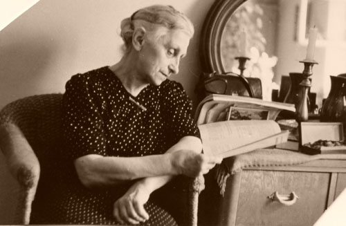 5._Malgorzata_Hrebnicka_wczesne_lata_60te_XX_w._Warszawa