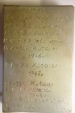 papierosnica_recznie_wykonana_przez_Kazimierza_Stankiewi