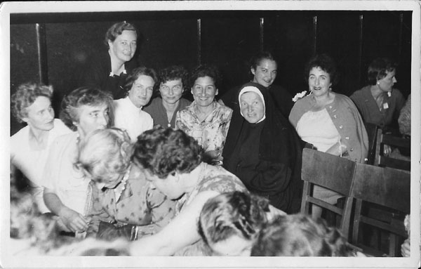 4_Absolwentki_szkoly_Kowalczykowny_i_Jawurkowny_zjazd_ok