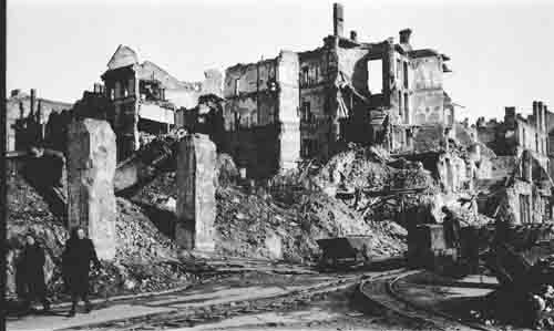 ruiny_Warszawy_fot_St_Doktorowicz_Hrebnicki_ze_zbiorow_r